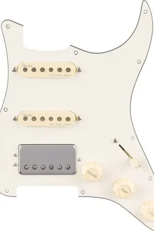 Très populaire | Fender Pre Wired Pickguad HSS Parch