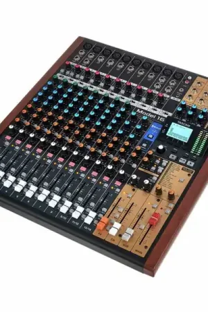 Tascam Model 16 - Super offre