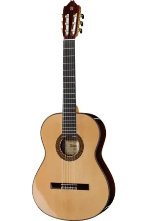 Alhambra 9PA w/Case | Disponible maintenant