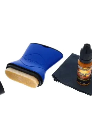 Prix réduit | MusicNomad Premium String Care Kit MN 145