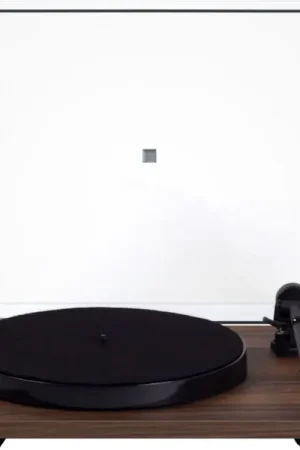 Très bien noté - REGA PLANAR 1 PLUS Noyer
