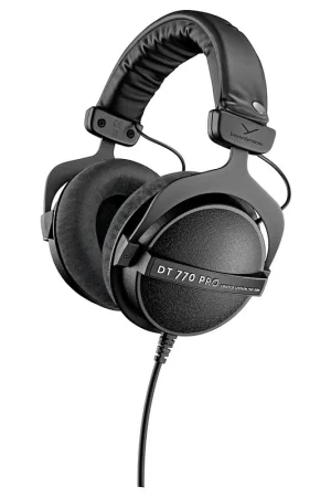 Beyerdynamic DT 770 PRO Black Edition 250 Ohms Edition Limitée - Casque audio - Offre limitée