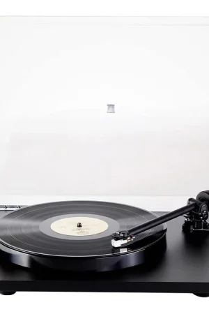 Disponible maintenant | Rega Planar 1 Noir