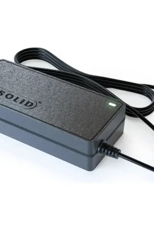 Go solid! Chargeur platine Lenco - Noir | Économisez maintenant